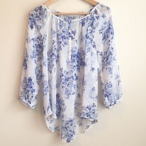 Lauren Conrad floral top size M